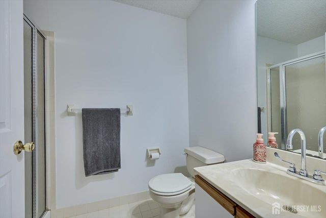 150 Prestwick Way, Edison, NJ 08820