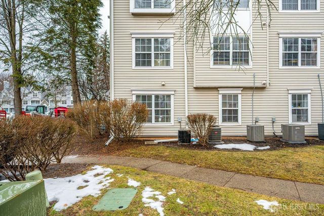 150 Prestwick Way, Edison, NJ 08820