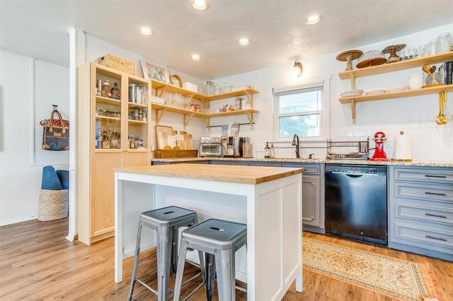 2212 Ridge Lane, Grapevine, TX 76051