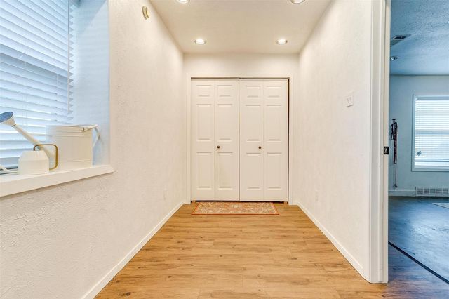 2212 Ridge Lane, Grapevine, TX 76051