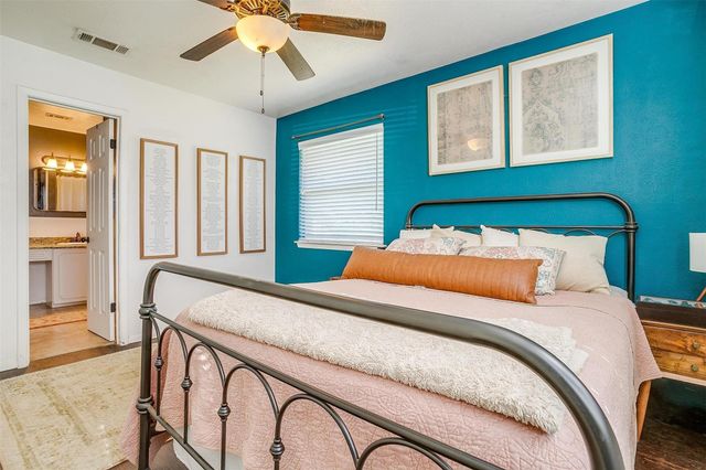 2212 Ridge Lane, Grapevine, TX 76051