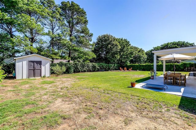 2212 Ridge Lane, Grapevine, TX 76051