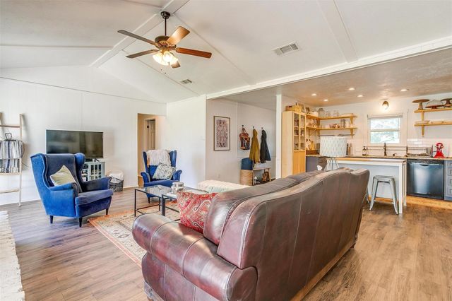 2212 Ridge Lane, Grapevine, TX 76051