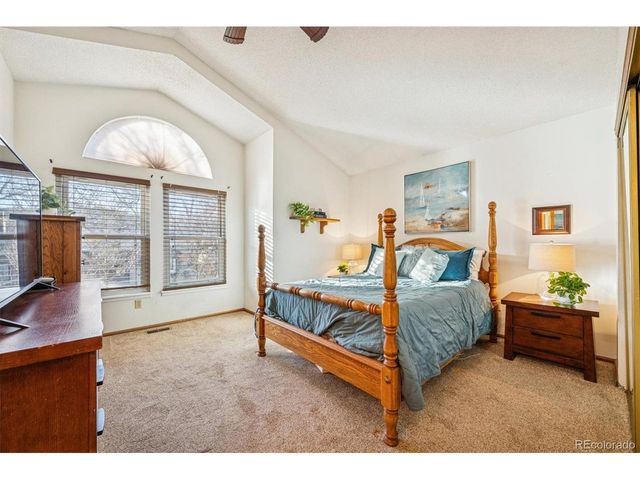 7752 Halleys Dr, Littleton, CO 80125