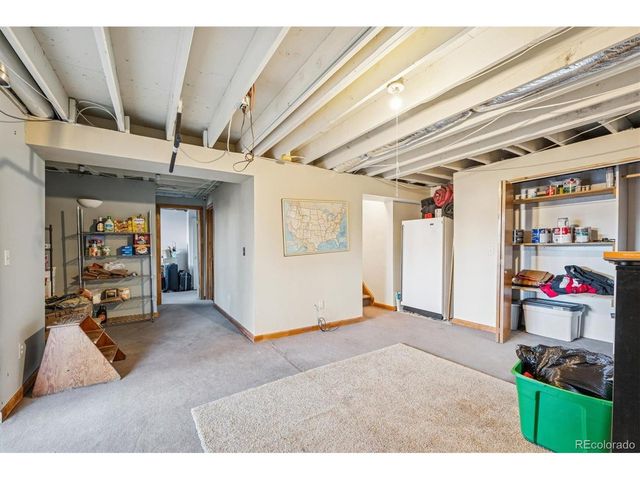 7752 Halleys Dr, Littleton, CO 80125