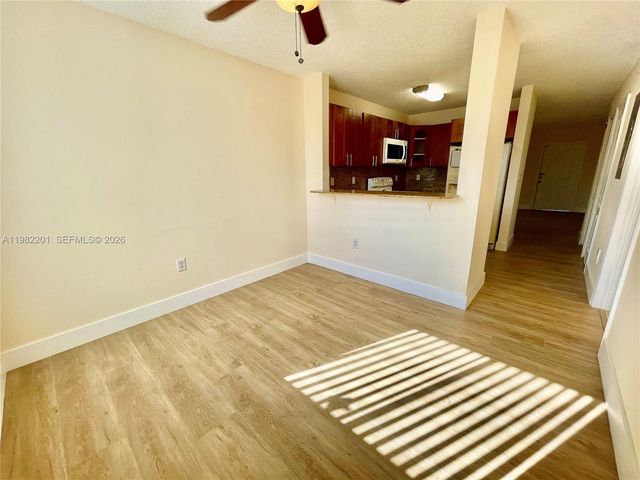 4681 NW 9th St 211, Miami, FL 33126