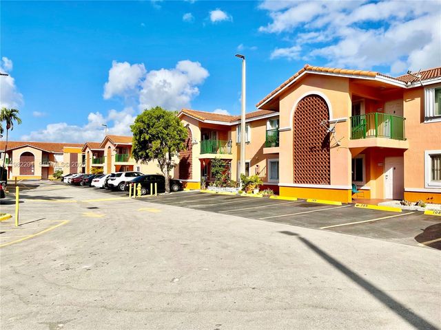 4681 NW 9th St 211, Miami, FL 33126