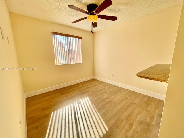 4681 NW 9th St 211, Miami, FL 33126