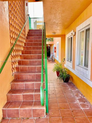 4681 NW 9th St 211, Miami, FL 33126