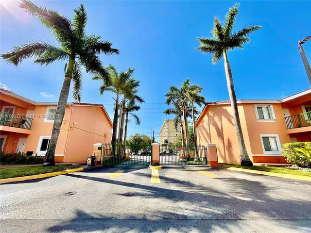 4681 NW 9th St 211, Miami, FL 33126