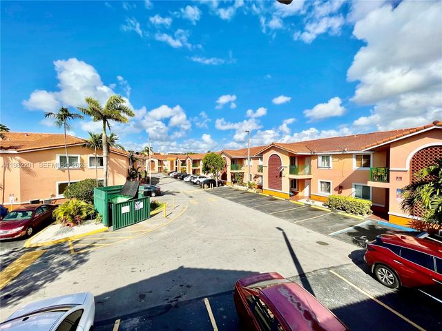 4681 NW 9th St 211, Miami, FL 33126