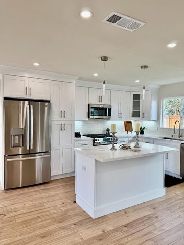 7579 Burnham Way, Dublin, CA 94568