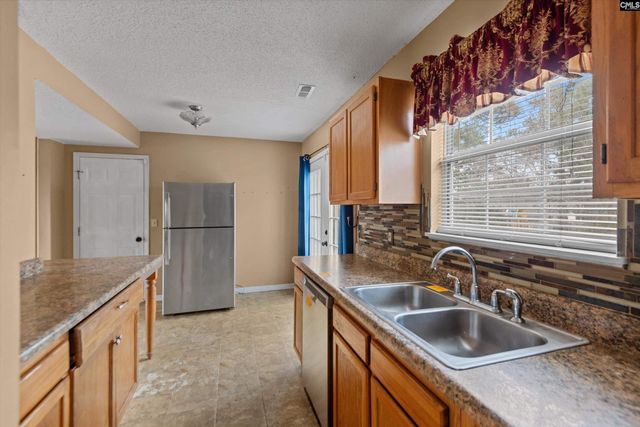 2 Berry Ridge Court, Columbia, SC 29229