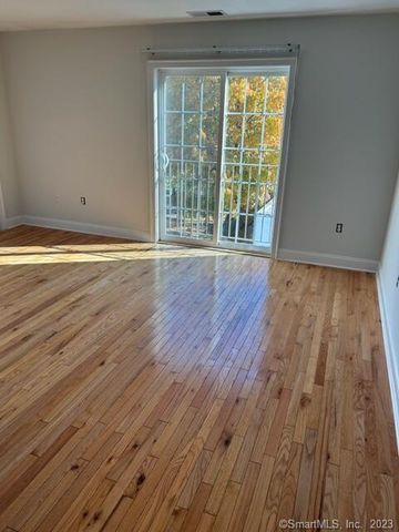 965 Hope Street 302, Stamford, CT 06907