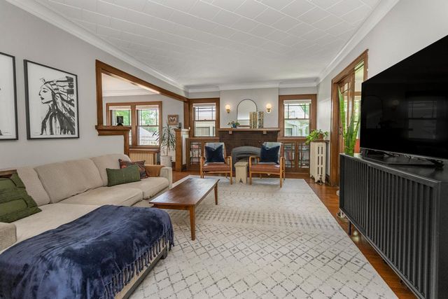 2028 Princeton Avenue, Saint Paul, MN 55105