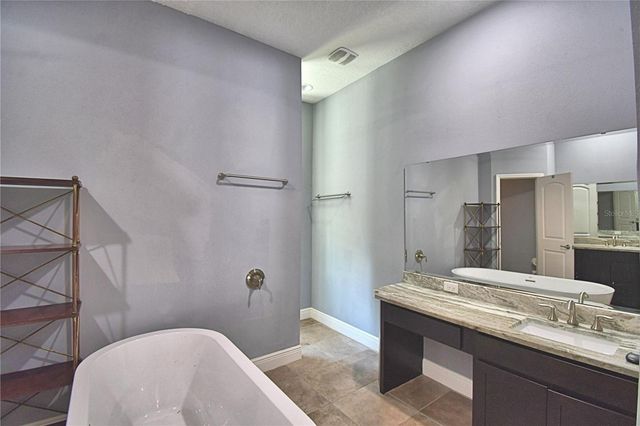 6711 REDWING ROAD, Groveland, FL 34736