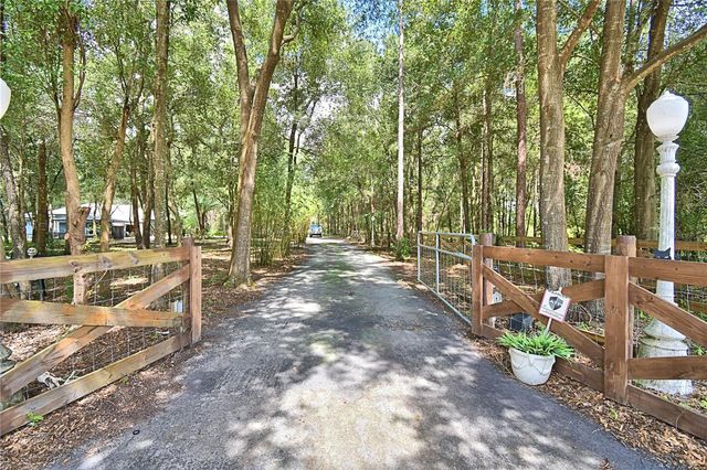 6711 REDWING ROAD, Groveland, FL 34736
