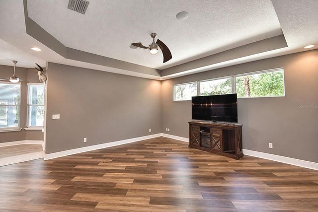 6711 REDWING ROAD, Groveland, FL 34736