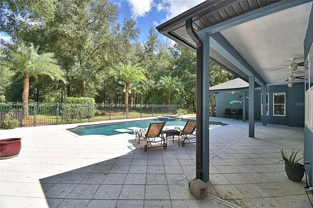 6711 REDWING ROAD, Groveland, FL 34736