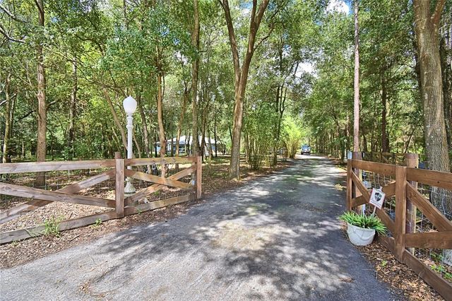 6711 REDWING ROAD, Groveland, FL 34736