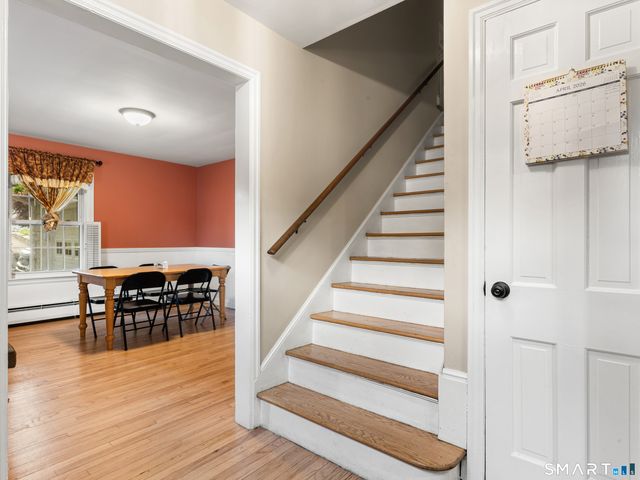 15 Ezra Road, Danbury, CT 06811