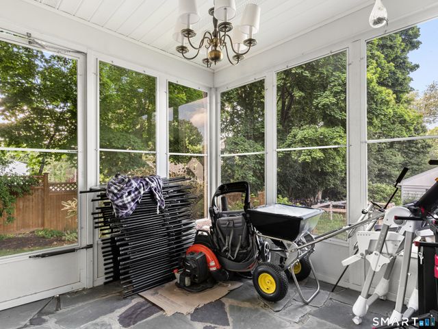 15 Ezra Road, Danbury, CT 06811