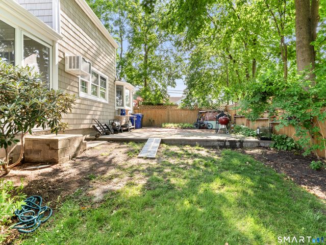 15 Ezra Road, Danbury, CT 06811