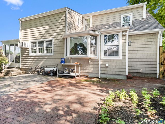 15 Ezra Road, Danbury, CT 06811