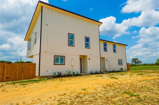 108 Sandy Oak LOOP A, Bastrop, TX 78602