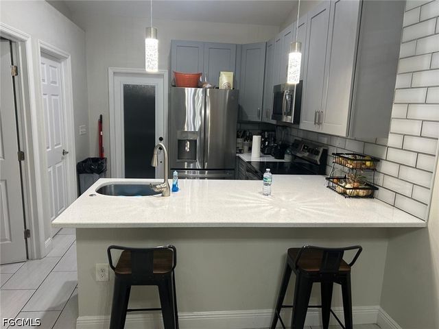 6001 Ida AVE N, Lehigh Acres, FL 33971