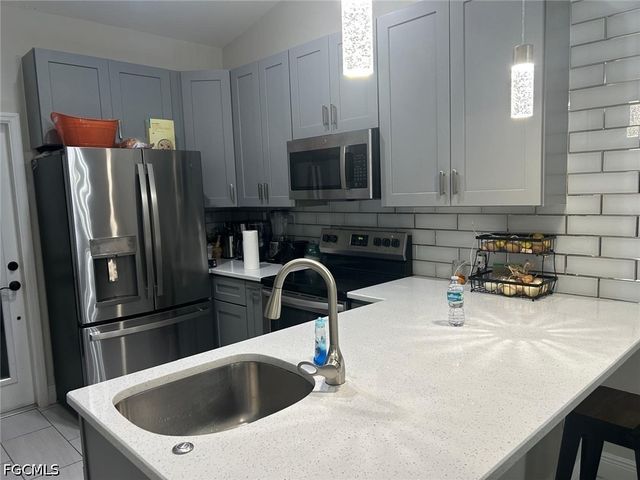 6001 Ida AVE N, Lehigh Acres, FL 33971