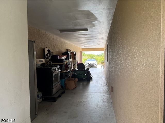 6001 Ida AVE N, Lehigh Acres, FL 33971