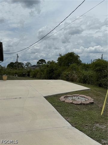 6001 Ida AVE N, Lehigh Acres, FL 33971