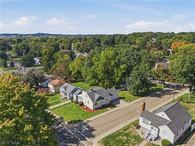 105 Donner Avenue NW, North Canton, OH 44720