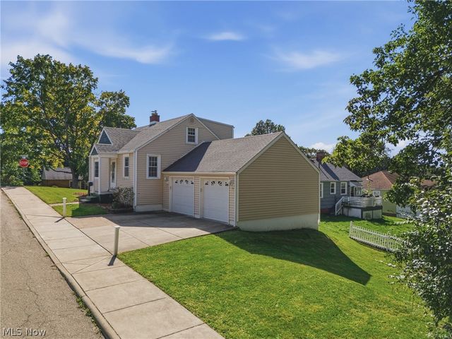 105 Donner Avenue NW, North Canton, OH 44720