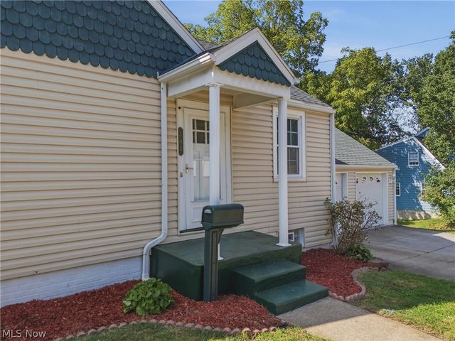 105 Donner Avenue NW, North Canton, OH 44720