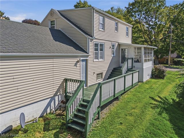 105 Donner Avenue NW, North Canton, OH 44720