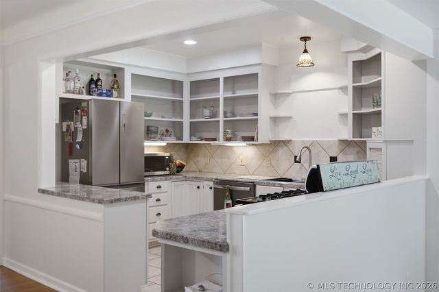 2612 E 17th Place, Tulsa, OK 74104