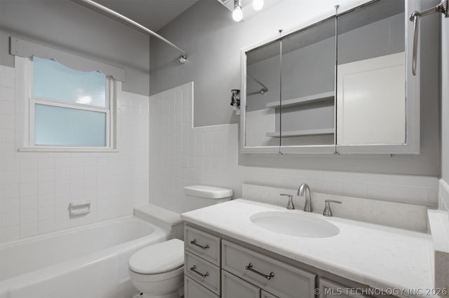 2612 E 17th Place, Tulsa, OK 74104