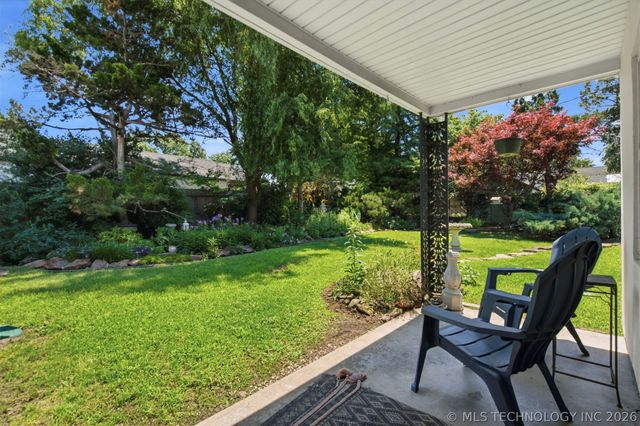 2612 E 17th Place, Tulsa, OK 74104