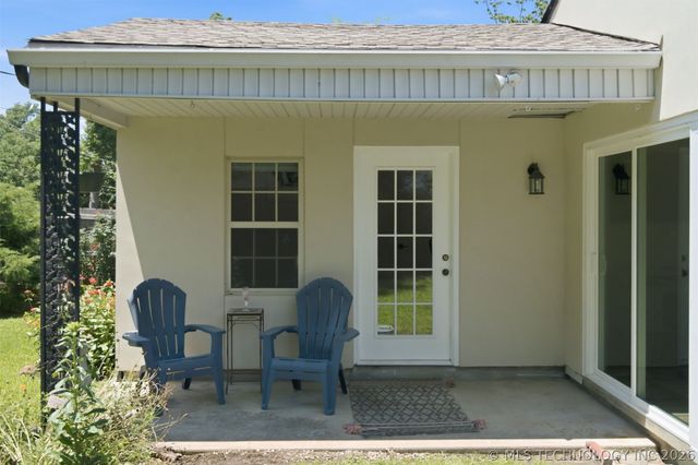 2612 E 17th Place, Tulsa, OK 74104