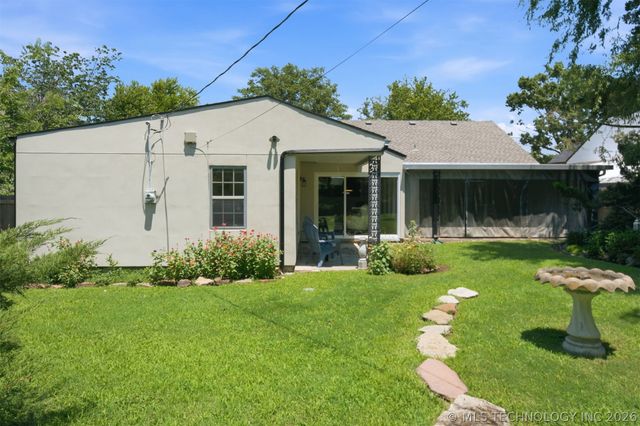 2612 E 17th Place, Tulsa, OK 74104