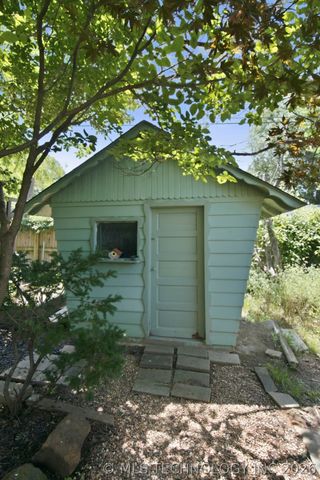 2612 E 17th Place, Tulsa, OK 74104