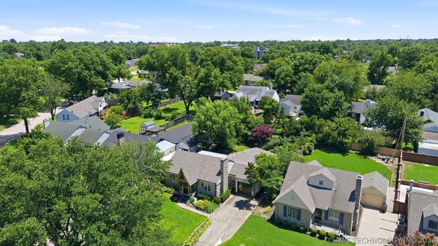 2612 E 17th Place, Tulsa, OK 74104