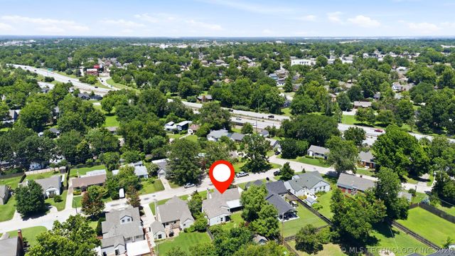 2612 E 17th Place, Tulsa, OK 74104