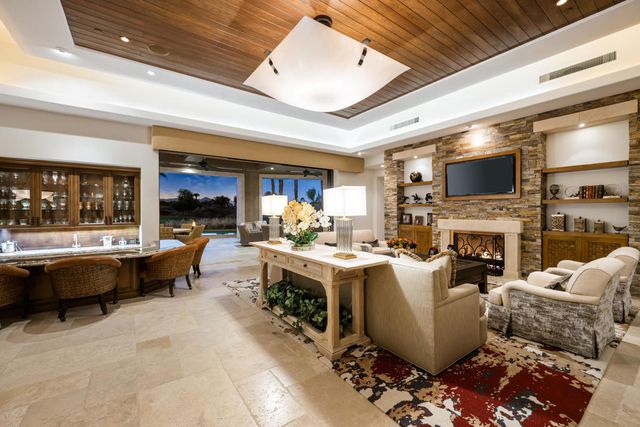 52711 Via Dona, La Quinta, CA 92253