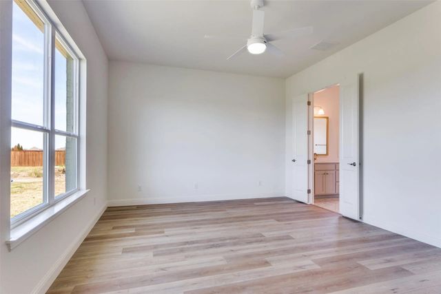 107 Evanston Street, New Fairview, TX 76247