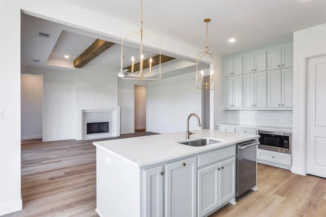 107 Evanston Street, New Fairview, TX 76247