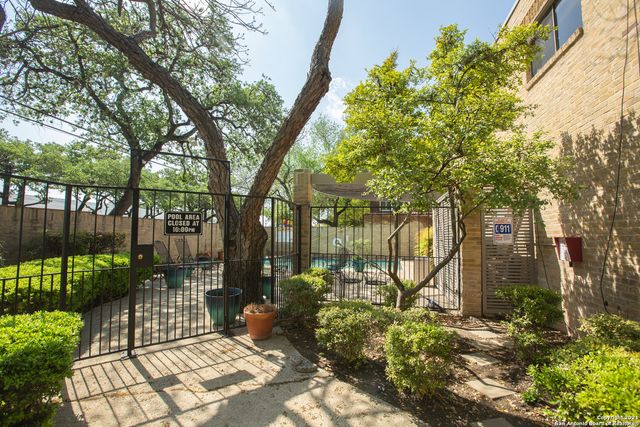 8123 N New Braunfels Ave Apt M, San Antonio, TX 78209