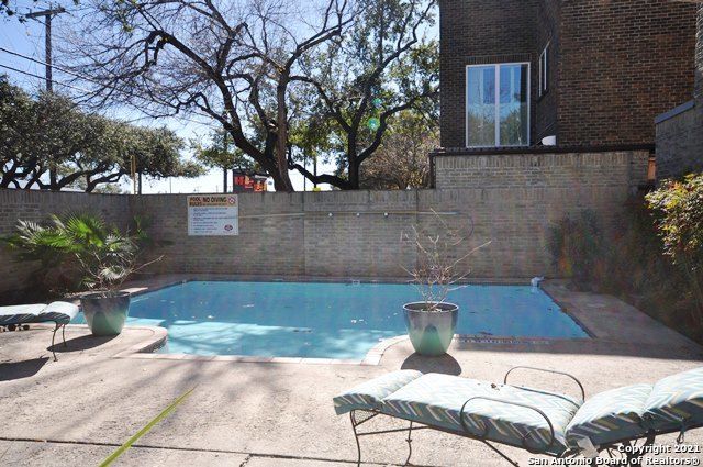8123 N New Braunfels Ave Apt M, San Antonio, TX 78209